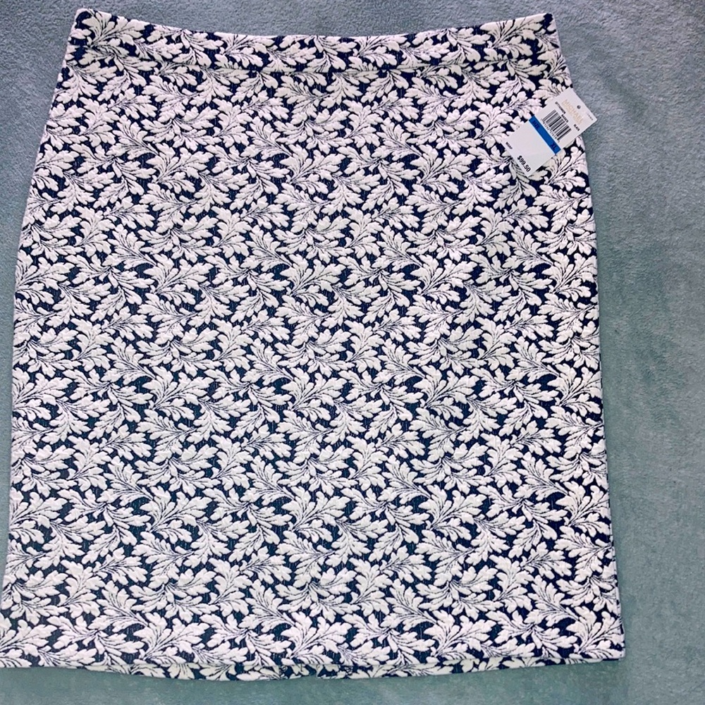 🔴 NWT Michael Kors pencil skirt in black/white 🔴